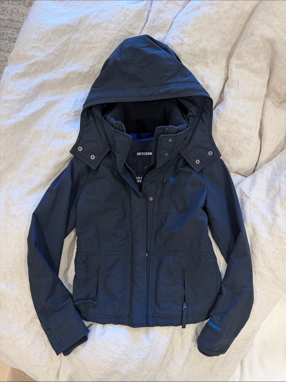 Abercrombie & Fitch All Season Weather Warrior Hooded Utility Jacket Shell